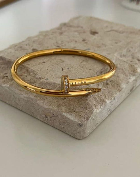 Anti Tarnish Nail Bracelet 18K Gold Plated