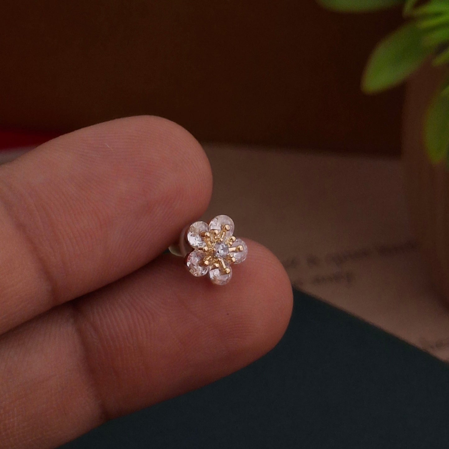 Sparkling Blossom Tiny Studs Earrings - Kaanke