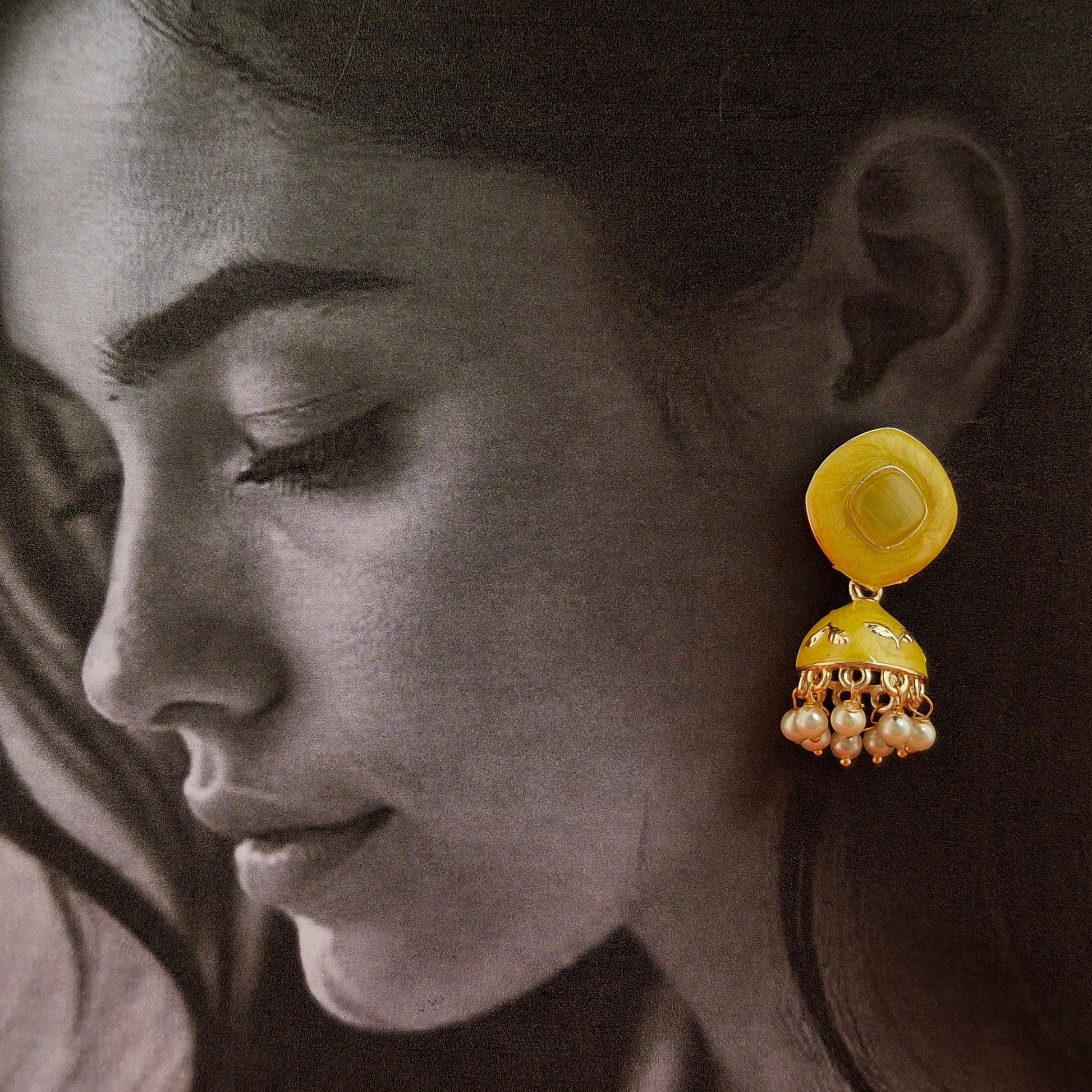Sunlit Grace Jhumka Earrings - Kaanke