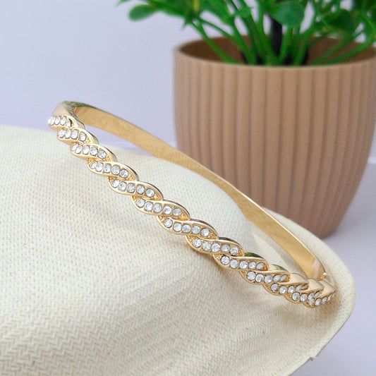 Twisted Elegance Kada - Kaanke